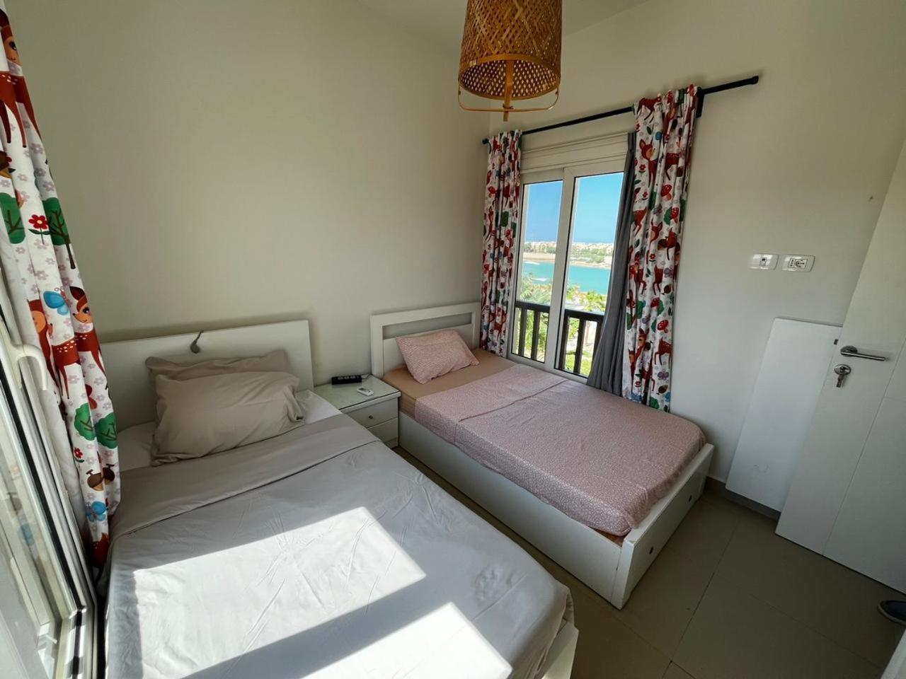 Waterside Serene Getaway 2beds - El Gouna Apartment *